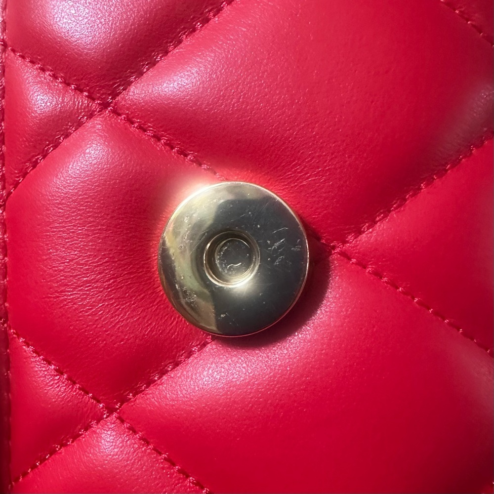 ♥️ EUC kate spade Heart Barrel Quilted Crossbody ♥️ - Picture 7 of 9
